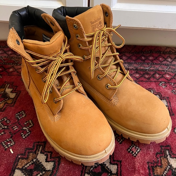 Timberland Shoes - 9.5 womens Timberland steel toed boots